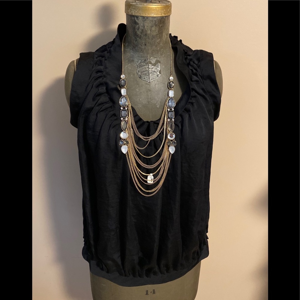 Club Monaco flutter neckline sleeveless top size m